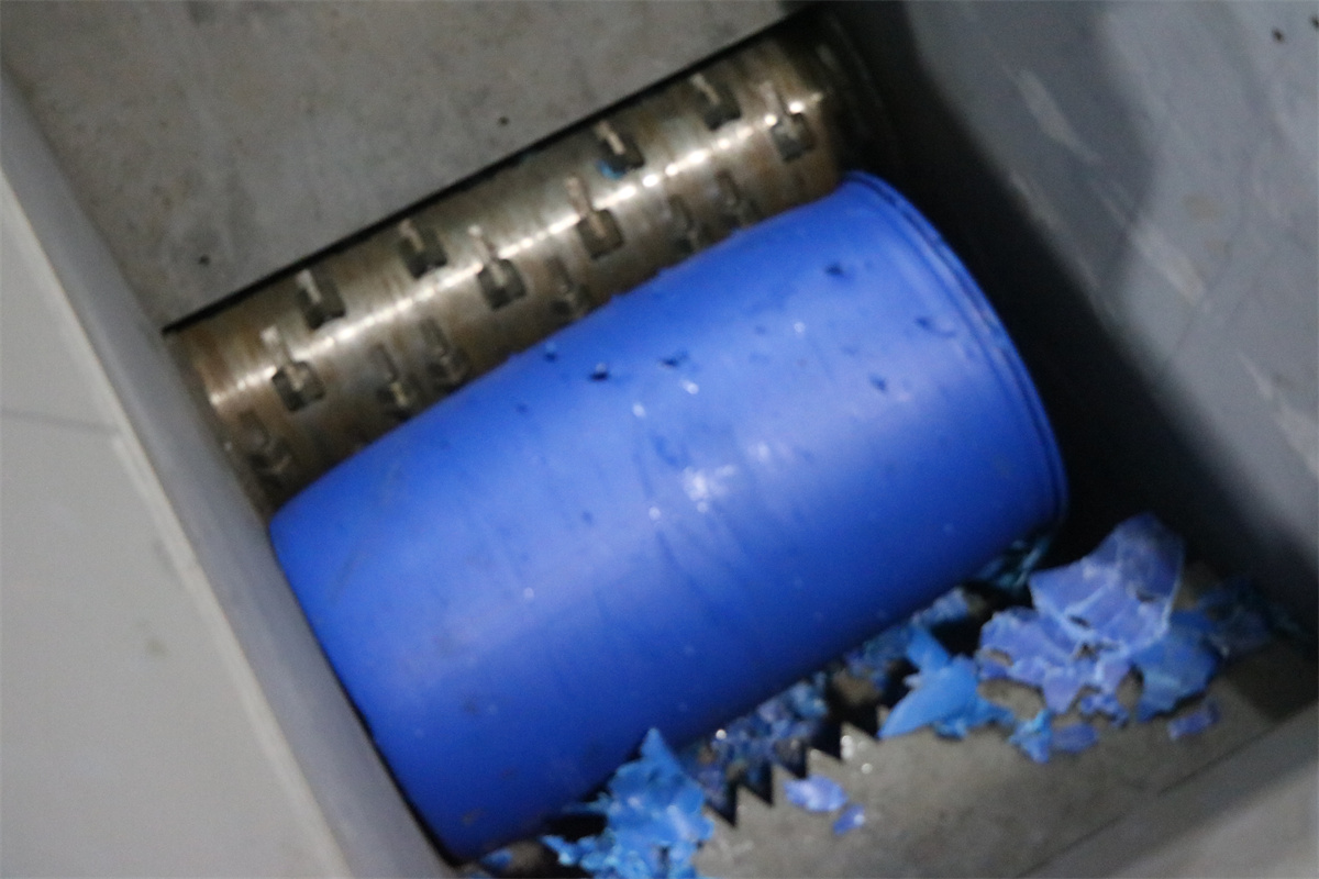  Shredding Machine for HDPE Bags 