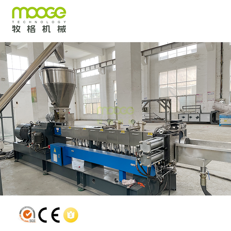 TDY72 600kg/h Parallel Twin Screw Recycled PET Bottle Flake Pelletizing Line 