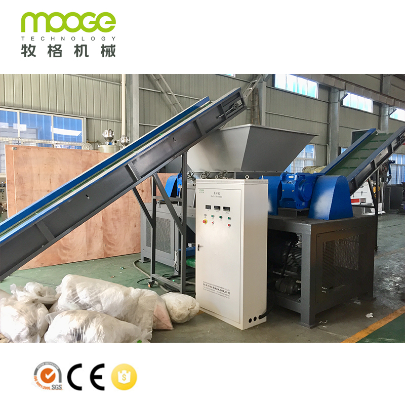 Waste Plastic Film Shredding Machine With High Capacity