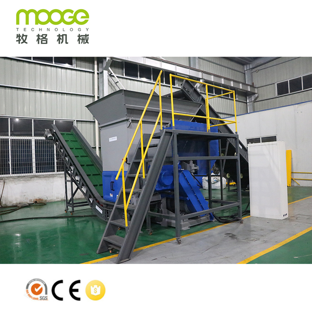 Automatic PLC Control Single Shaft Plastic Shredder / Shredding Machine For Waste Plastic