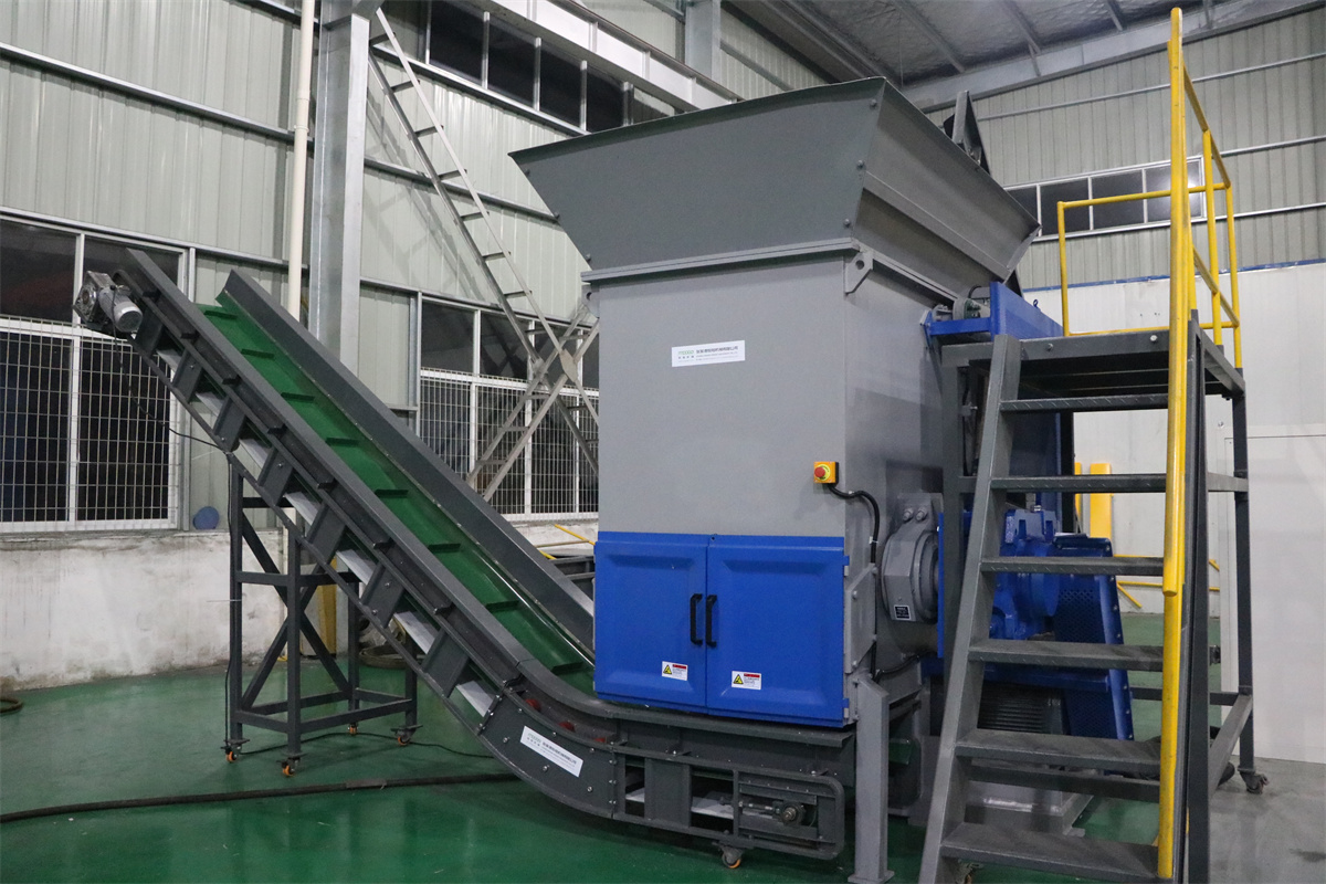  Shredding Machine for HDPE Bags 