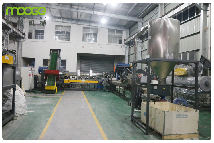 Double Stage PP Bags PE Film Granulating Machine