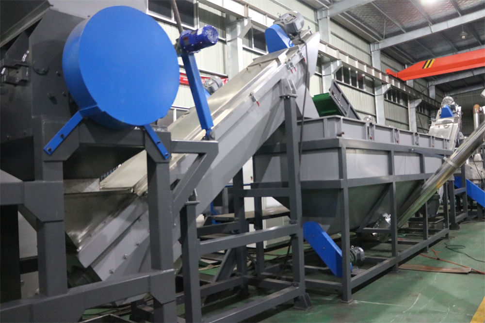 Plastic Recycling Machine